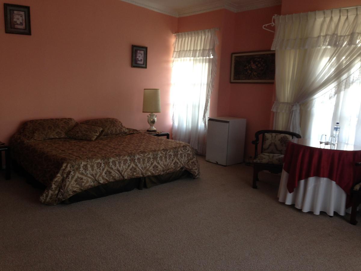 Mansion Samzara Hosteleria Sangolquí エクステリア 写真