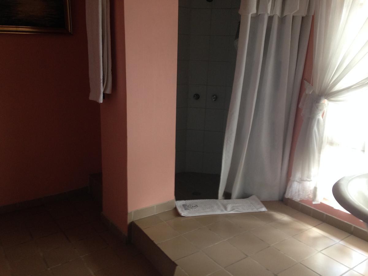 Mansion Samzara Hosteleria Sangolquí エクステリア 写真
