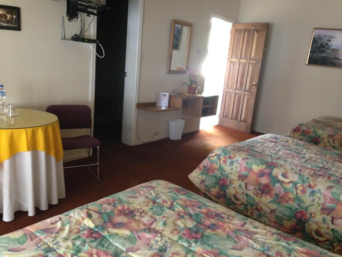 Mansion Samzara Hosteleria Sangolquí エクステリア 写真