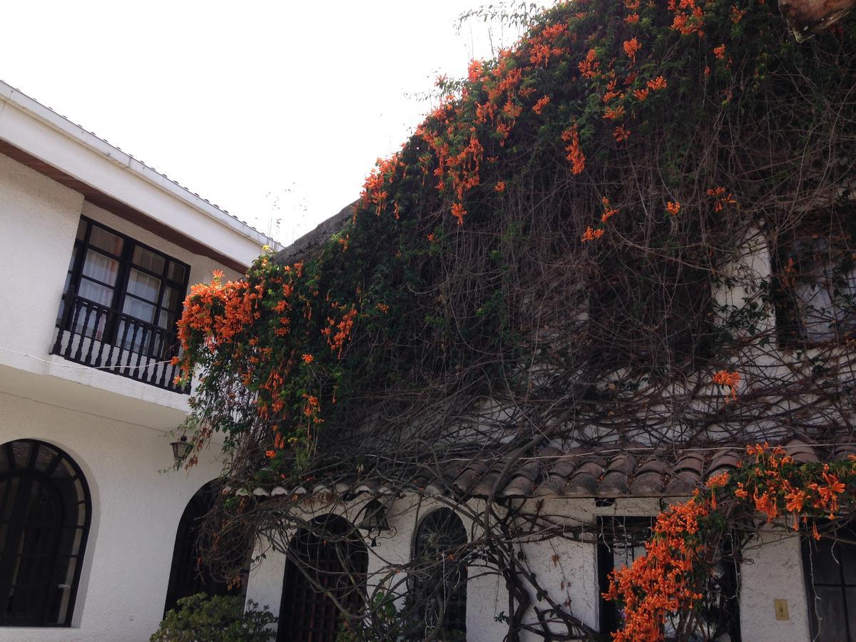 Mansion Samzara Hosteleria Sangolquí エクステリア 写真